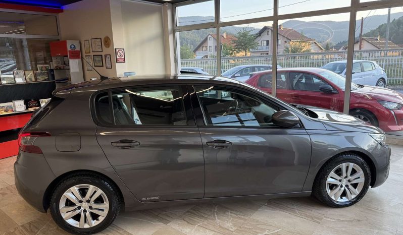 Peugeot 308 1.5 HDI 96kw 2019 god AUTOMATIC full
