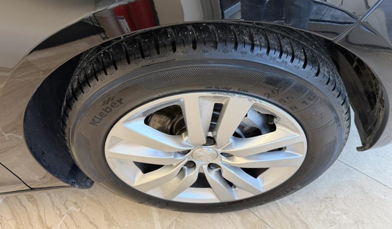 Peugeot 308 1.5 HDI 2020 god AUTOMATIC LANAC 8 mm NAVI full