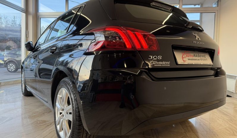 Peugeot 308 1.5 HDI 2020 god AUTOMATIC LANAC 8 mm NAVI full