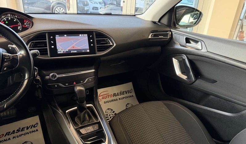 Peugeot 308 1.5 HDI 2020 god AUTOMATIC LANAC 8 mm NAVI full