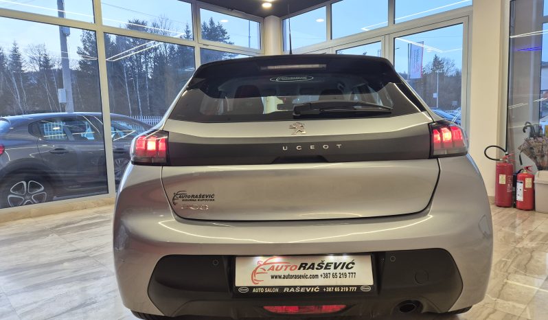 Peugeot 208 1.5 HDI 2021/22 god. NAVI NOVI MODEL full