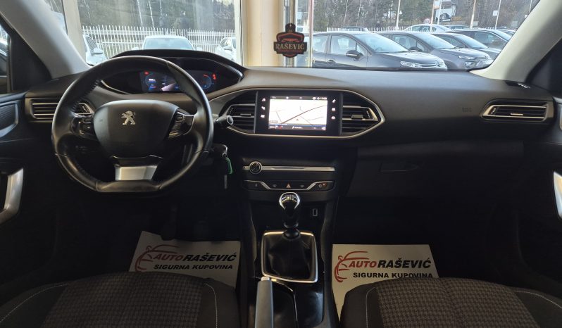 Peugeot 308 1.5 HDI 2020/21god 8mm LANAC VIRTUAL COCPIT full