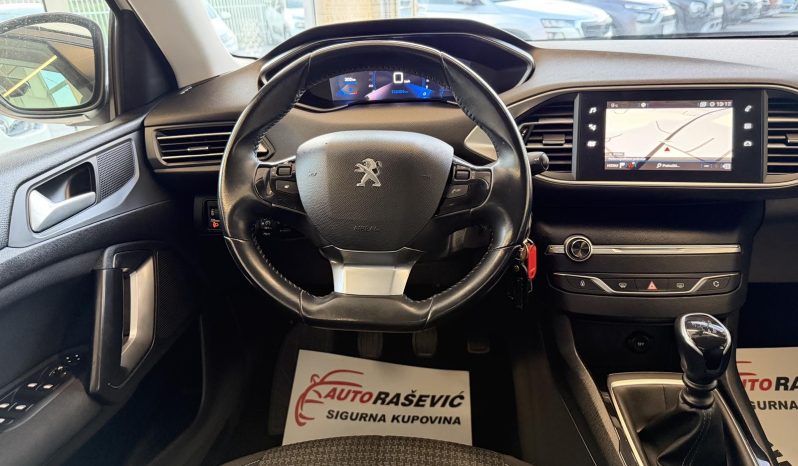 Peugeot 308 1.5 HDI 2020/21. god 8mm LANAC VIRTUAL COCKPIT full