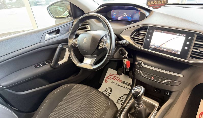 Peugeot 308 1.5 HDI 2020/21. god 8mm LANAC VIRTUAL COCKPIT full