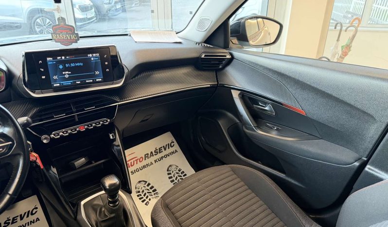 Peugeot 2008 1.5 HDI 2022 god MULTIMEDIA LED 8mm LANAC full