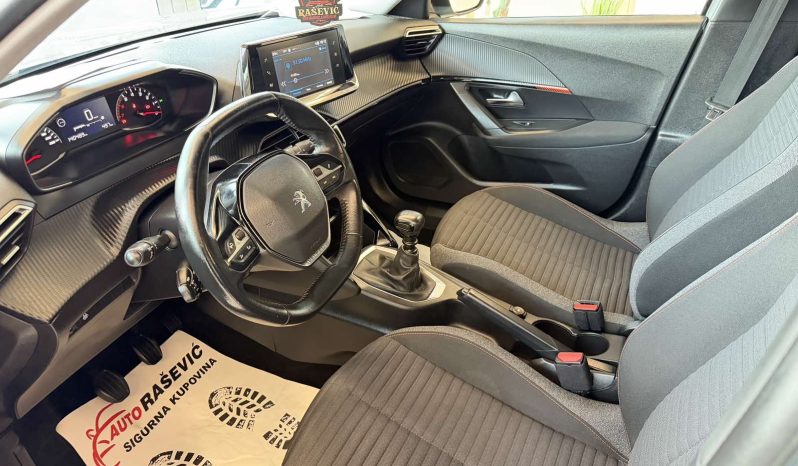 Peugeot 2008 1.5 HDI 2022 god MULTIMEDIA LED 8mm LANAC full