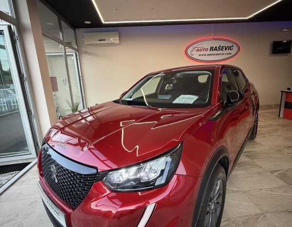 Peugeot 2008 1.5 HDI 2022 god NAVI LED 8mm LANAC full