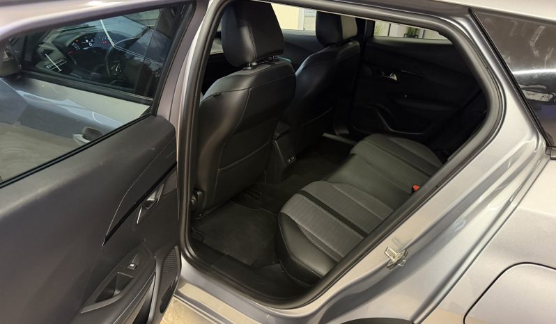 Peugeot 2008 1.5 HDI 2021. god. NAVI LED 8 mm lanac full
