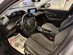 Peugeot 2008 1.5 HDI 2021. god. NAVI LED 8 mm lanac full