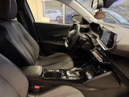 Peugeot 2008 1.5 HDI 2021. god. NAVI LED 8 mm lanac full