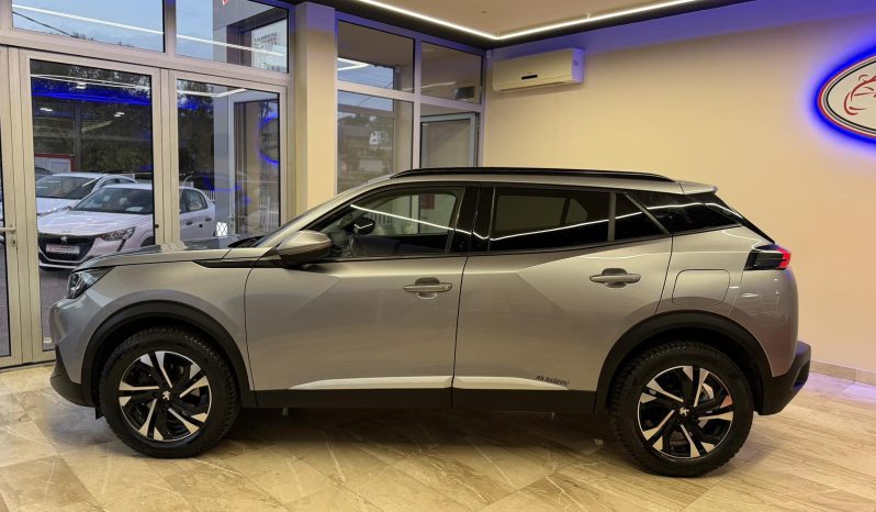 Peugeot 2008 1.5 HDI 2021. god. NAVI LED 8 mm lanac full