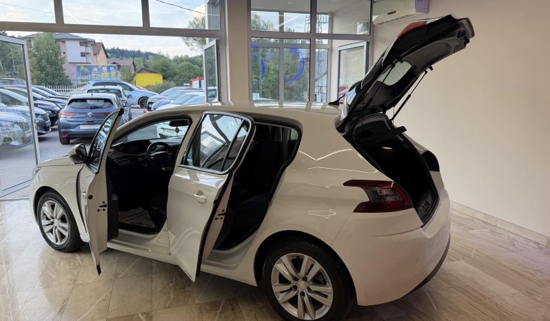 Peugeot 308 1.5 HDI 2021. god VIRTUAL full