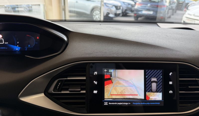 Peugeot 308 1.5 HDI 2021. god VIRTUAL full
