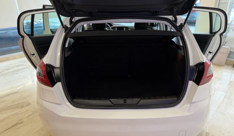 Peugeot 308 1.5 HDI 2021. god VIRTUAL full