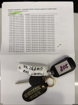 Peugeot 208 1.5 HDI 2021/22 god novi model Navi Led full