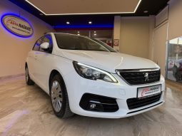 Peugeot 308 1.5 HDI 2021 god VIRTUAL COCKPIT full