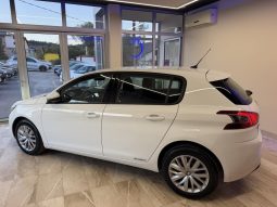 Peugeot 308 1.5 HDI 2021 god VIRTUAL COCKPIT full